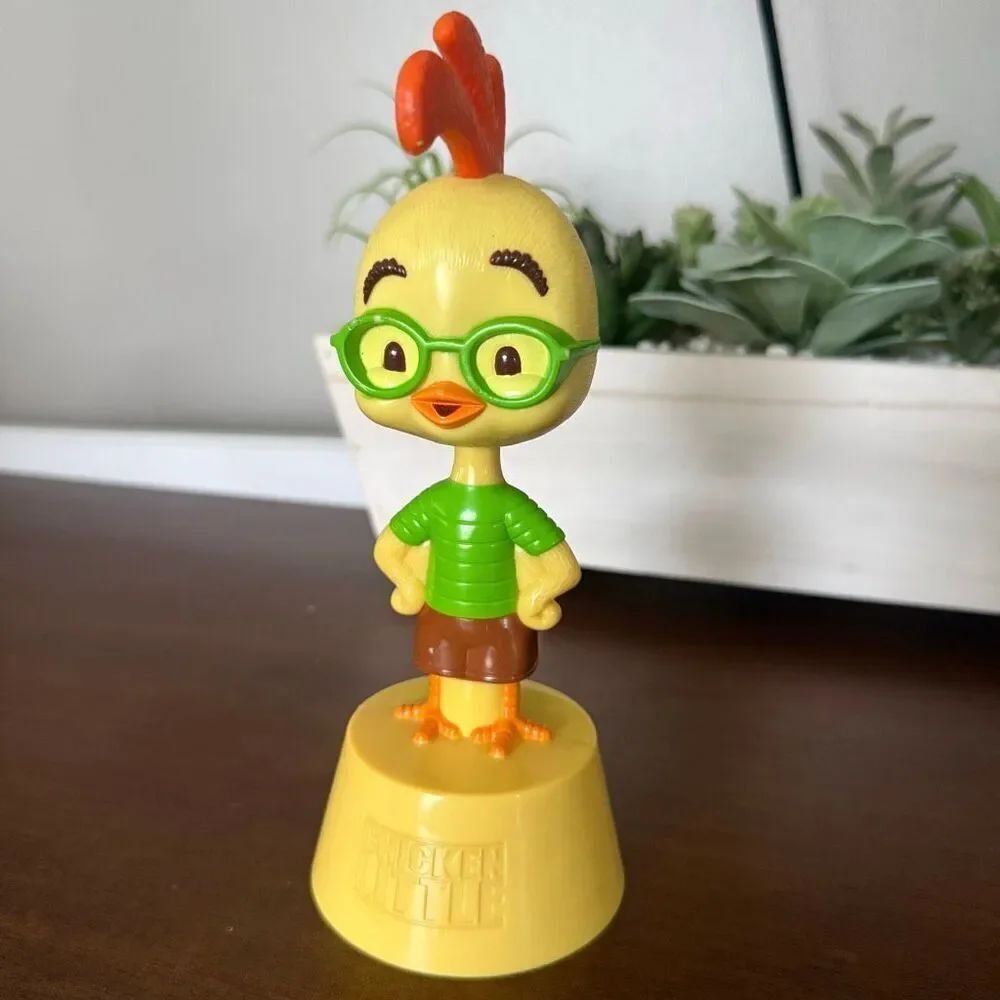 Vintage Disney 2005 Chicken Little Talking Animated Bobblehead